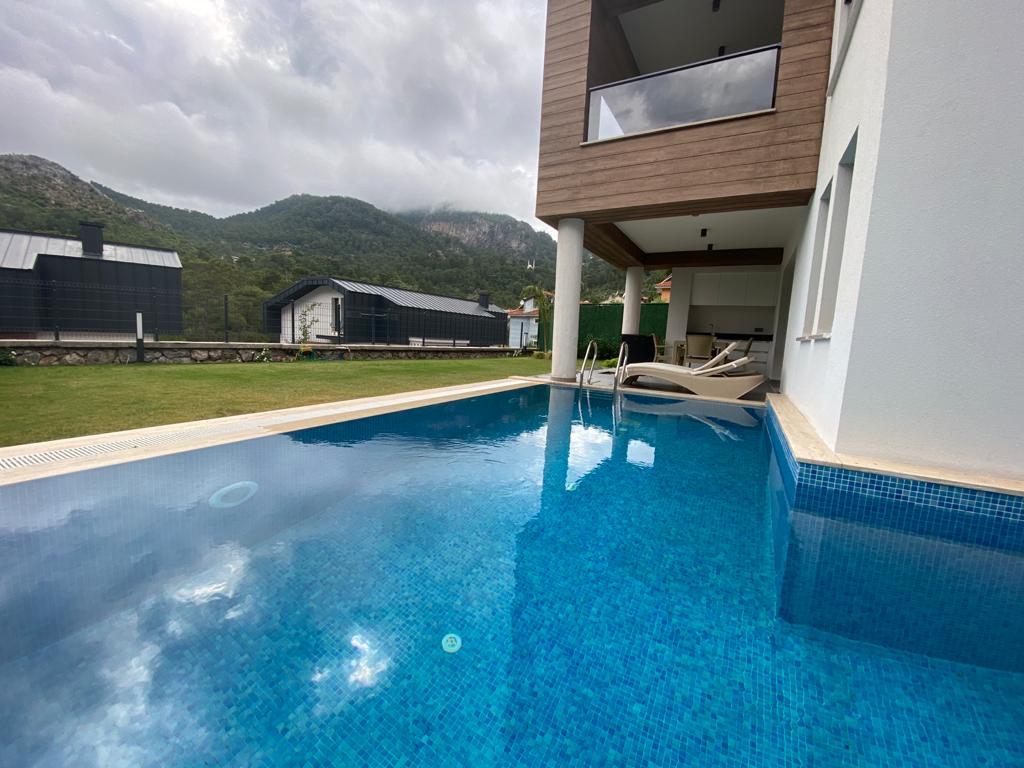 Luxury Villa with Stunning Views and Smart Home Features in Marmaris