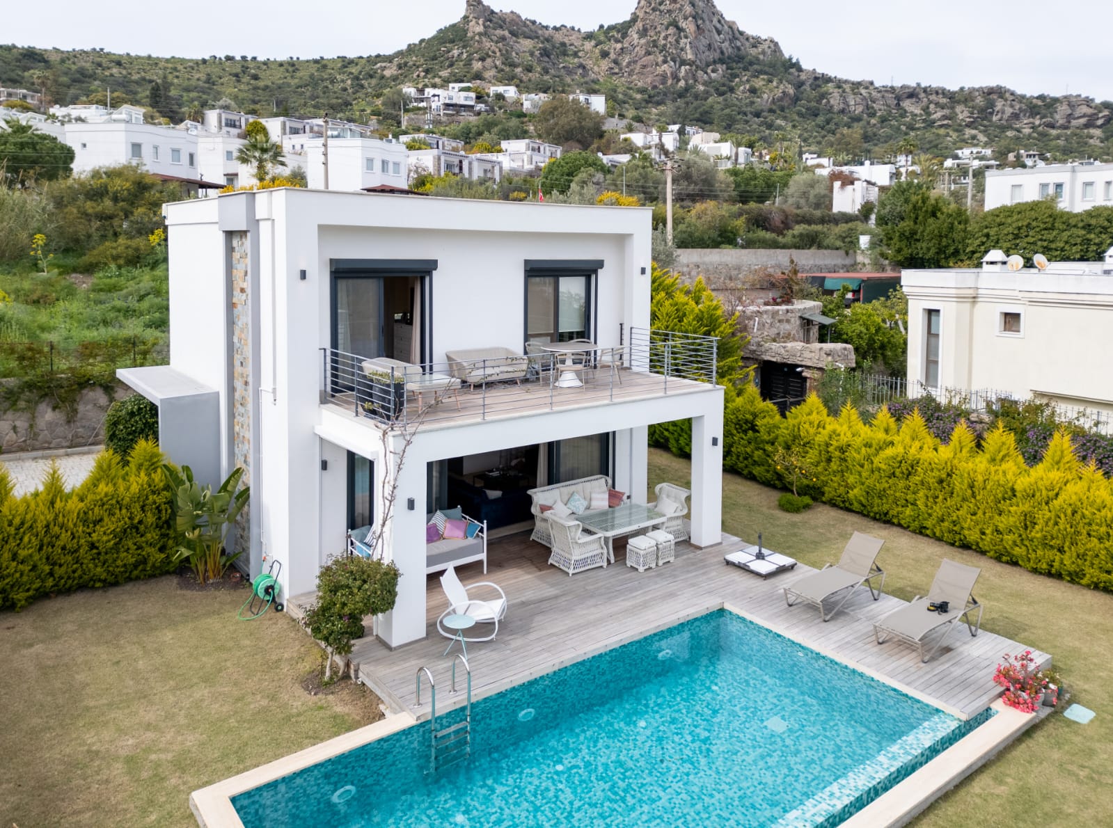 Stunning 2-Bedroom Villa with Breathtaking Sea Views in Bodrum
