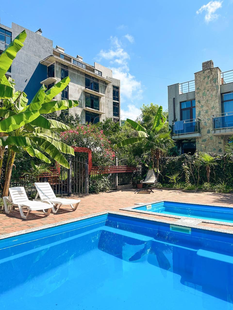 Spacious 5-Bedroom Villa with Balcony in Batumi