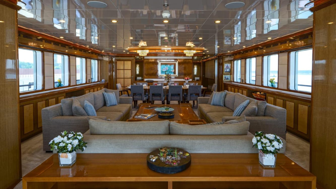 2018 Custom 46.5m yacht, 5 cabins, €18M.