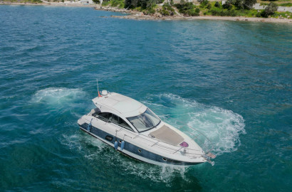 Yacht - Beneteau Flyer GT38: For Sale in Bodrum